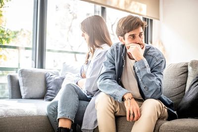 11 Daily Habits That Predict Divorce Before It Happens