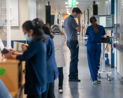 NHS ‘facing worst-case scenario’ as hospital flu cases jump 55% in a week