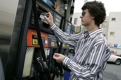 Three easy ways to buy gifts with credit card points