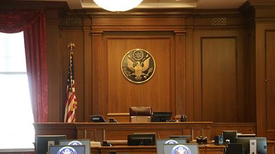 ‘It’s a trap’: Lawyer reveals the five questions police ask during traffic stops that drivers keep falling for