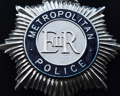 Met officers must tell bosses if they are Freemasons, force announces