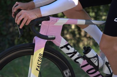 Factor says long stems and forward saddles cause crashes – but why, and what can be done about it?