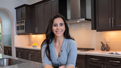 Realtor: 3 Key Signs You Shouldn’t Buy a Home, Even With Falling Mortgage Rates