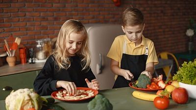 Vegetarian and vegan diets can be healthy for kids, study finds. But there’s a catch