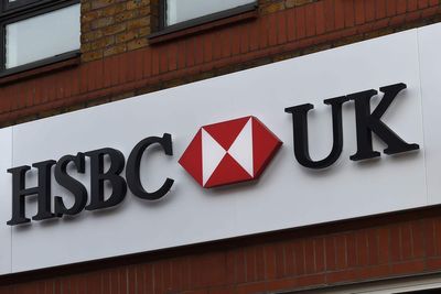 HSBC UK commits to keeping all its 327 branches open until at least 2027