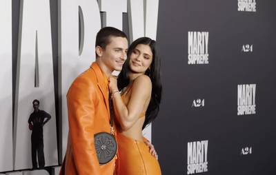 'Insecure' Kylie Jenner Is 'Going To Extremes' To Spy On 'Elusive' Timothée Chalamet, Insiders Say