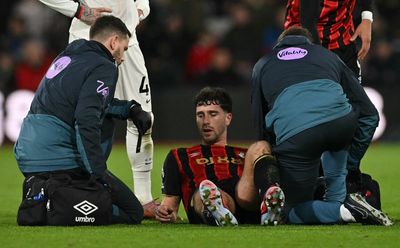 Marcos Senesi: Bournemouth face anxious wait over defender as Andoni Iraola explains injury