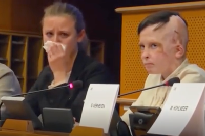 Interpreter cries as Ukrainian boy recalls mother’s death in Russian strike