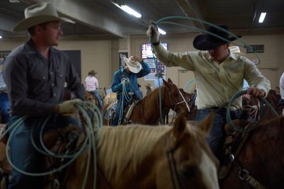 Equine virus outbreak forces changes at nation’s largest rodeo event