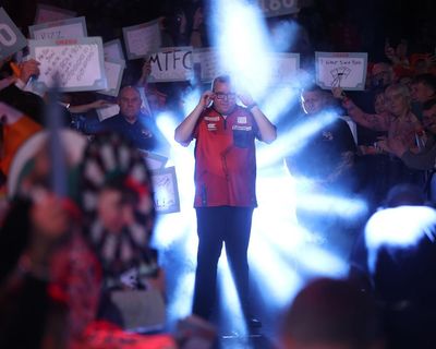 ‘I messaged Sia on Instagram. She didn’t get back to me’: cult darts hero Stephen Bunting on his viral walk-on