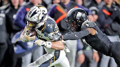 Army-Navy Game: The Five Best-Looking Special Uniforms in the Rivalry’s History