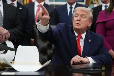 Trump scolds another female reporter for trying to ask questions: ‘She’s very aggressive’