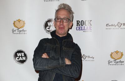 Andy Dick checks into rehab