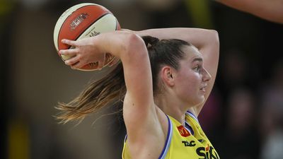 Bendigo fend off late comeback to enter seventh heaven