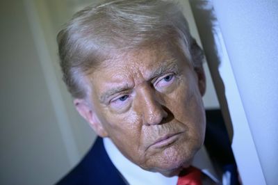 Trump Turns White House Into 'Construction Disaster Zone' as He Struggles to Find Architect Willing to Do The Job