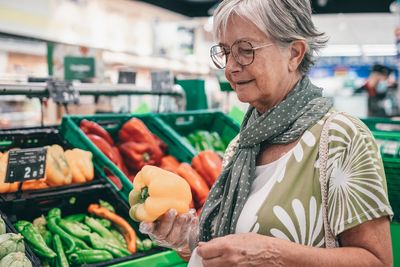 Midwest Seniors Are Reporting Higher Grocery Prices Than the National Average