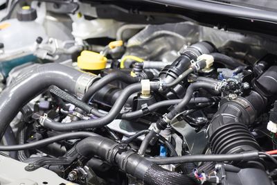 Radiator Hose Contraction Symptoms Requiring Immediate Attention