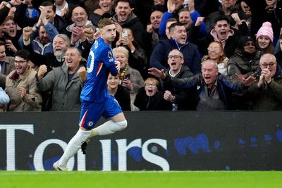 Cole Palmer scores on return to starting line-up as Chelsea ease past Everton