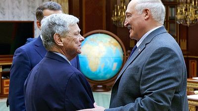 US lifts sanctions on Belarusian potash, Lukashenko releases 123 more political prisoners