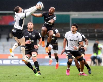 Saracens fall just short in South Africa as Sharks survive Champions Cup storm