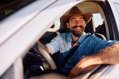 10 Vehicle Habits That Reduce Stress More Than Meditation