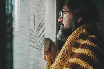 Why Cold Months Unpack the Feelings You Thought Were Buried