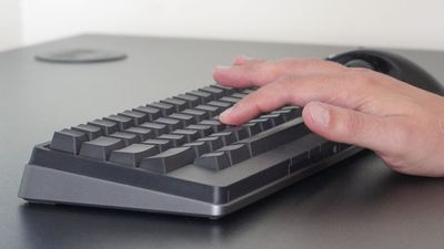 I tried this mechanical keyboard with a built-in pointing stick — and it almost convinced me to ditch my mouse
