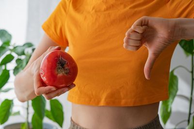 Produce Managers Address Surge in Customer Complaints About Freshness