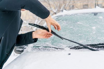 10 Snow-Laden Wiper Failures Triggering Visibility Risks