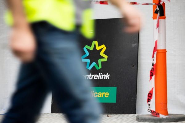 Almost half of people using employment providers threatened with payment suspensions, new data shows