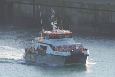 Small boats carrying 737 migrants cross Channel ending 28-day pause