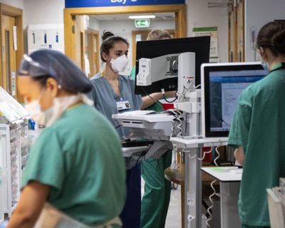 Hospitals in England ‘face dangerous winter overcrowding due to discharge delays’