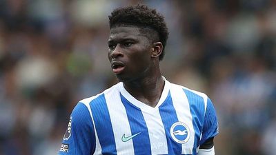 Carlos Baleba Speaks Out on Man Utd Transfer Rumours