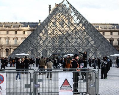 ‘The last bastion before collapse’ – Louvre museum closed as workers begin strike