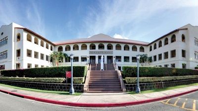 NFL Players from Saint Louis H.S. (Honolulu, HI)