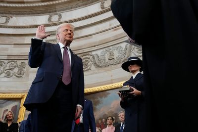 Trump to cap unprecedented year that skirted Congress, tested court system - Roll Call