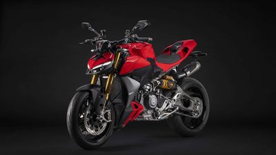 Ducati Is Recalling Certain Panigale V2 and Streetfighter V2s Over Potential Wheel Lockup