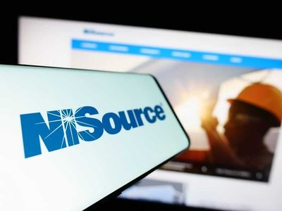 Is NiSource Stock Underperforming the S&P 500?
