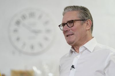 Starmer calls for police crackdown on antisemitic chants at pro-Palestine marches