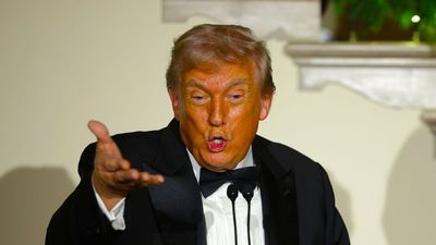 Emperor Trump announces triumphal arch to ‘blow away’ Paris, says plans cause witnesses to weep uncontrollably