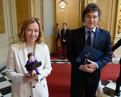 Biden bowl or Milei statuette, anyone? Meloni to put world leaders’ gifts up for auction