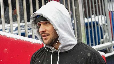 Josh Allen Shared Sweet Message to Wife Hailee Steinfeld After Pregnancy Announcement