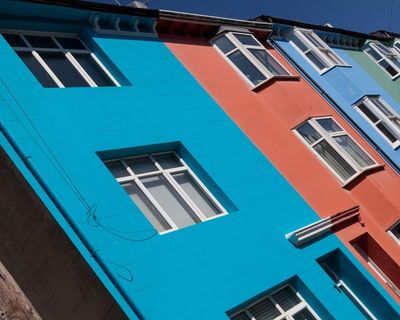 Average mortgage for UK first-time buyer hits record high of £210,800