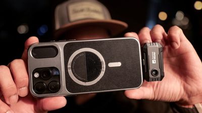 This affordable thermal camera gives my phone instant night vision to see through the darkness