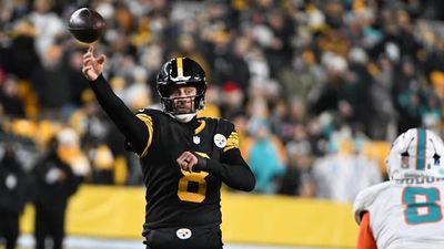 Aaron Rodgers Could Provide Steelers With a Different Playoff Fate