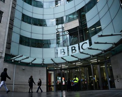Starmer urged to stand up for BBC against Trump’s ‘outrageous’ $10bn lawsuit – UK politics live
