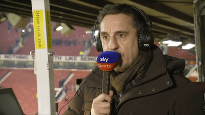 Arsenal: Gary Neville makes new Premier League title prediction as Man City 'smell blood'