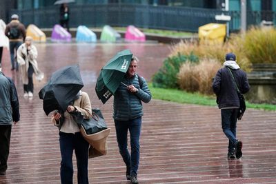 UK weather: Met Office issues ‘danger to life’ warning as heavy rain, fog and flooding set to cause travel chaos
