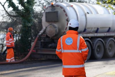 Thames Water halts plans to hand £2.5m retention bonuses to bosses
