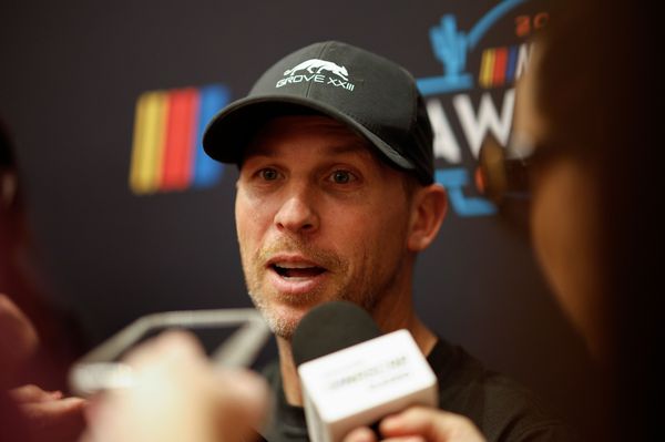 Denny Hamlin wants apology from SiriusXM NASCAR host over lawsuit criticism